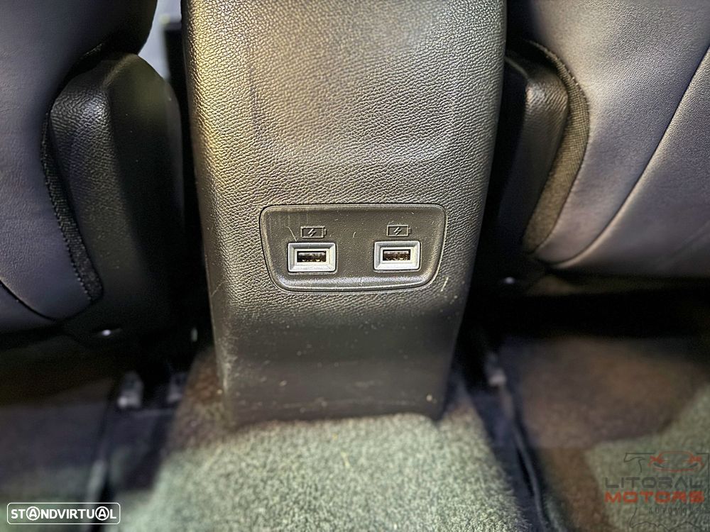 Peugeot 2008 1.2 PureTech Allure Pack - 38