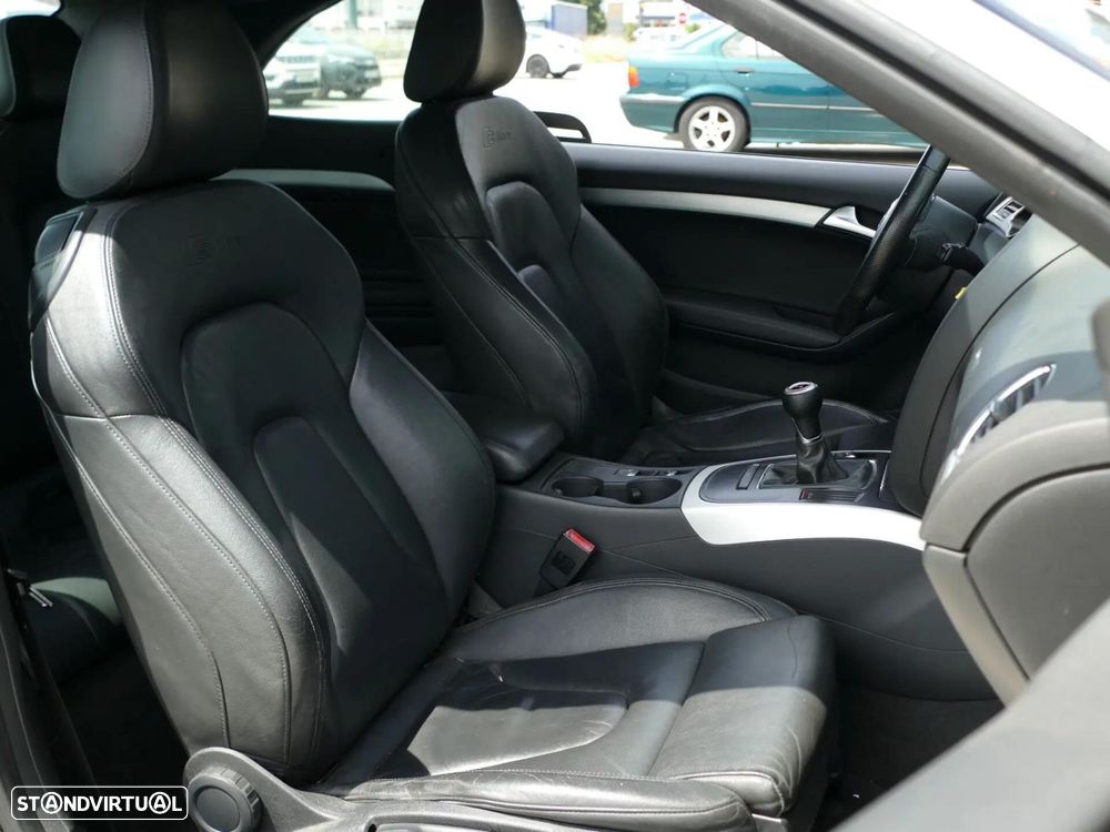 Audi A5 Cabrio 2.0 TDi S-line - 30