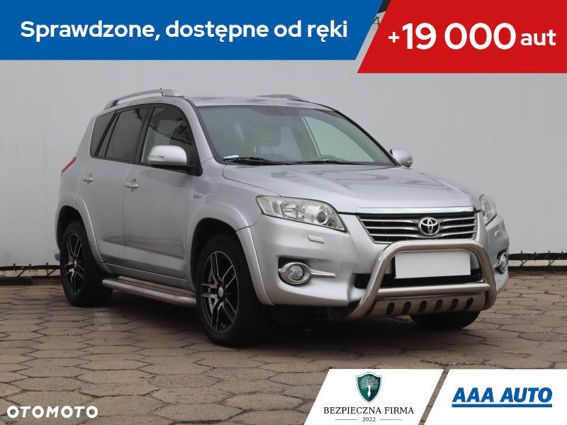 Toyota RAV4 - 2