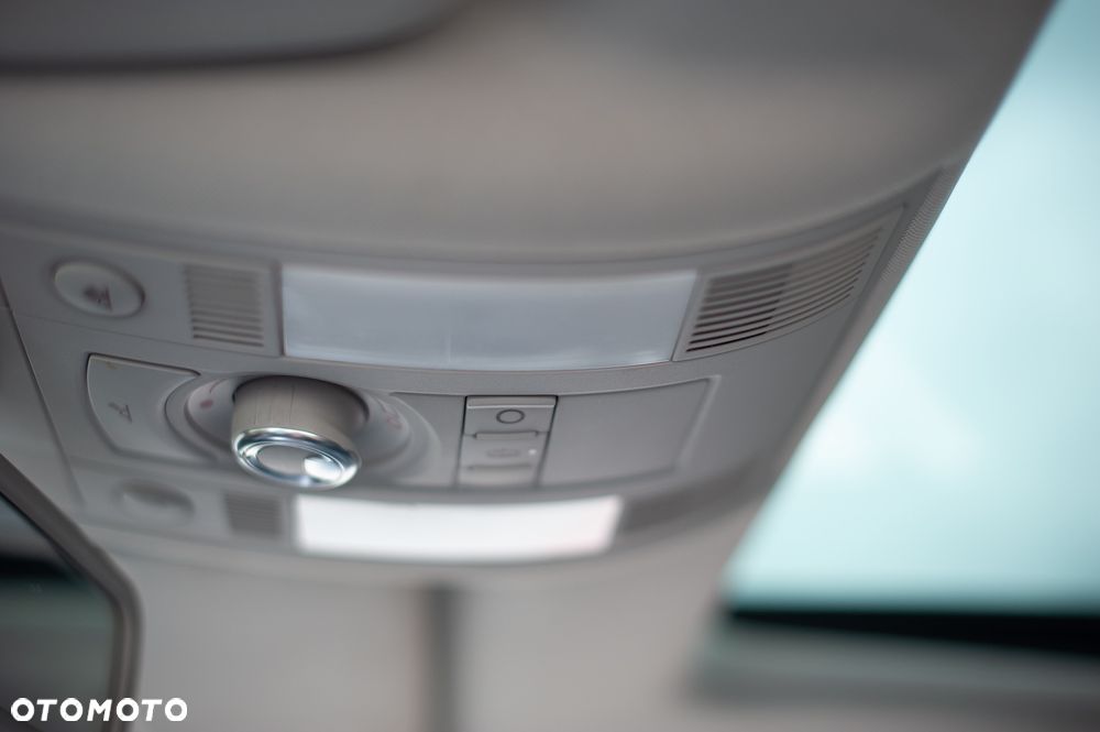 Audi A8 3.0 TDI DPF quattro - 34