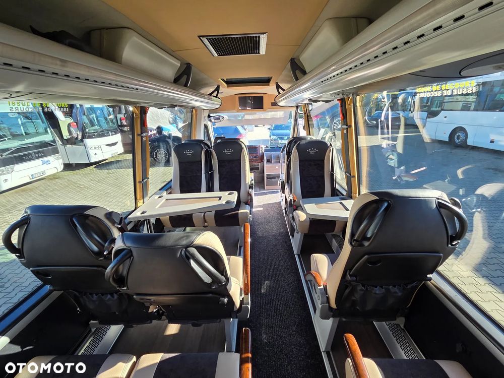 Mercedes-Benz SPICA / SILNIK 190 KM 3.0 / 21 MIEJSC/ SPROWADZONY Z FRANCJI/ CAFFEBAR / GNIAZDKA 230 V - 34