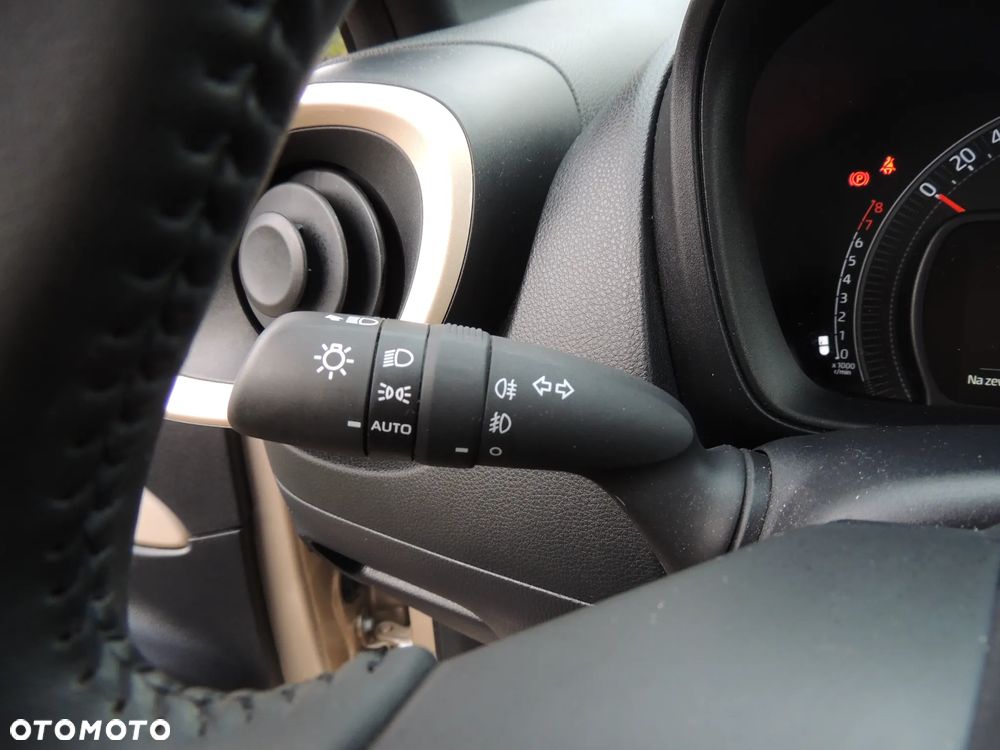 Toyota Aygo X 1.0 VVT-i Style - 28