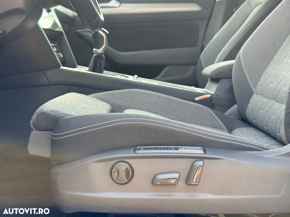 Volkswagen Passat 2.0 TDI SCR - 7