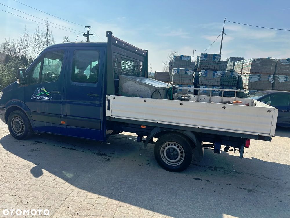 Mercedes-Benz Sprinter - 14