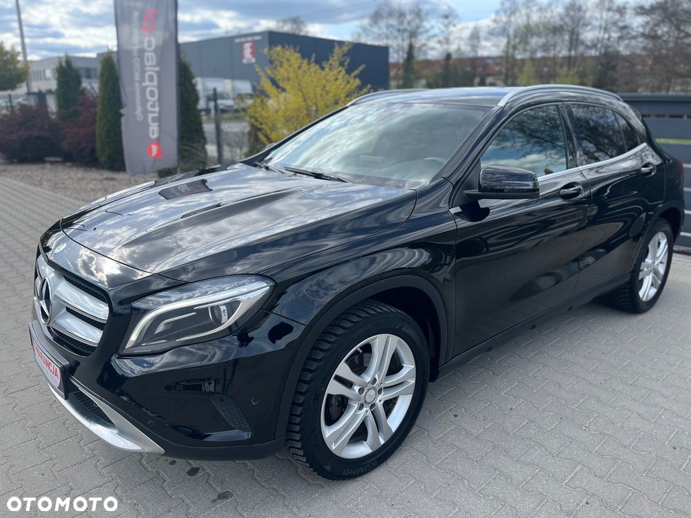 Mercedes-Benz GLA 200 Activity Edition - 3