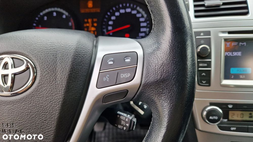 Toyota Avensis 2.0 D-4D Premium - 26