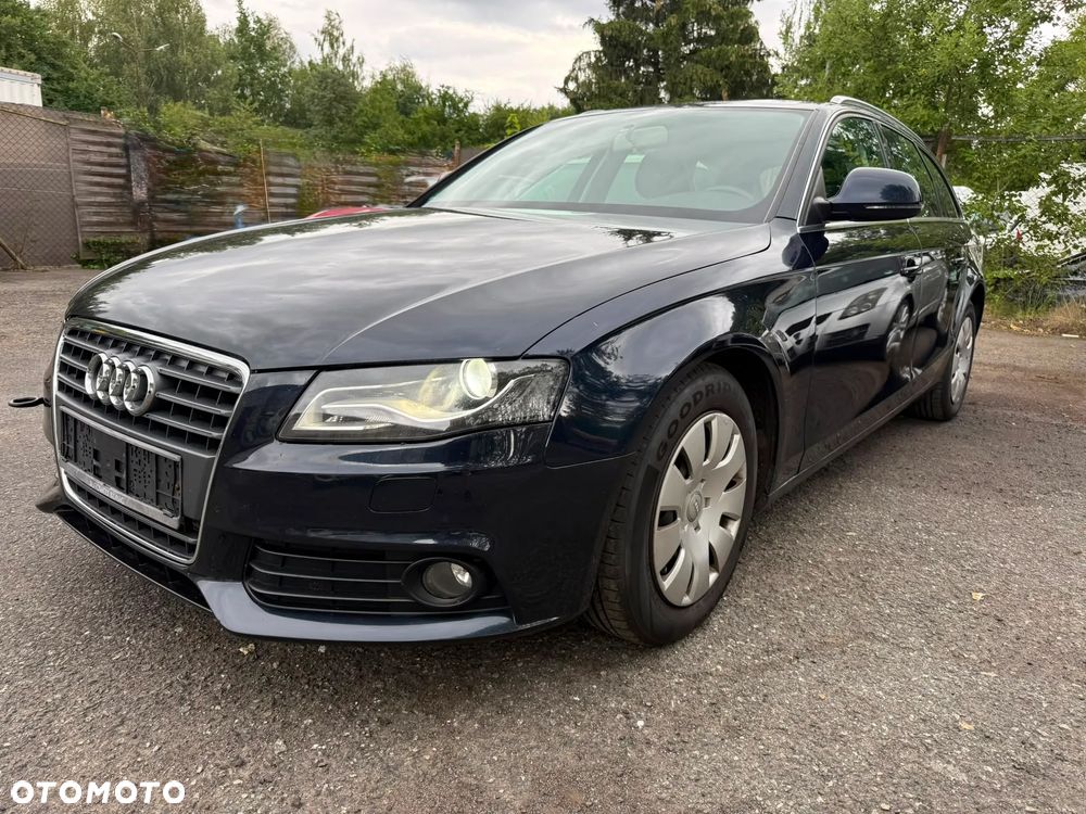 Audi A4 Avant 2.0 TDI DPF Attraction - 1