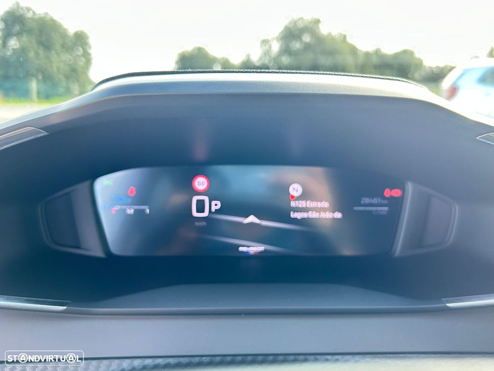 Peugeot 208 1.2 Hybrid Allure e-DCS6 - 40