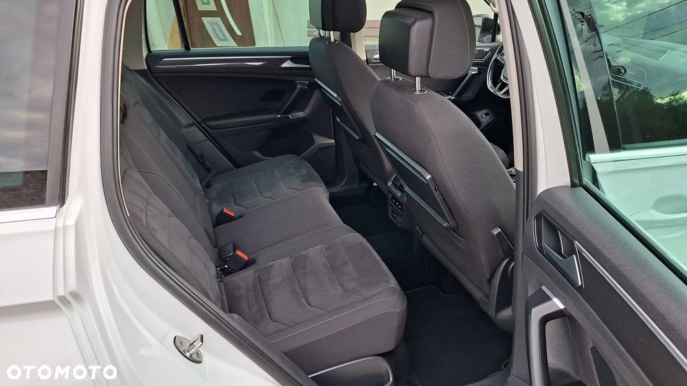 Volkswagen Tiguan 2.0 TDI SCR 4MOTION DSG Highline - 27
