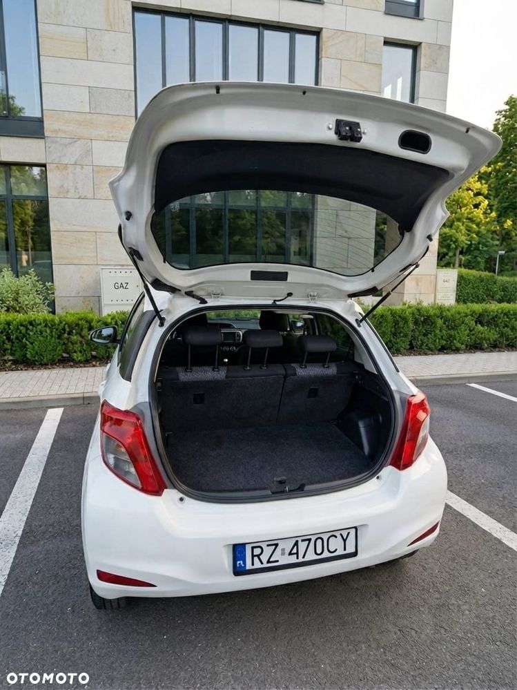 Toyota Yaris 1.33 Business Edition - 4