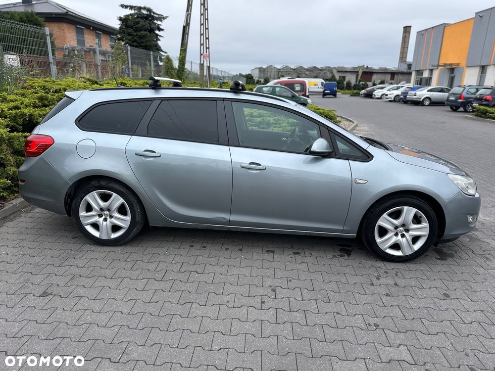 Opel Astra 1.4 - 5