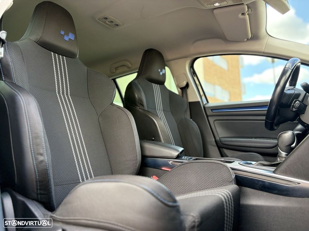 Renault Mégane Sport Tourer 1.5 dCi GT Line EDC J18 - 11