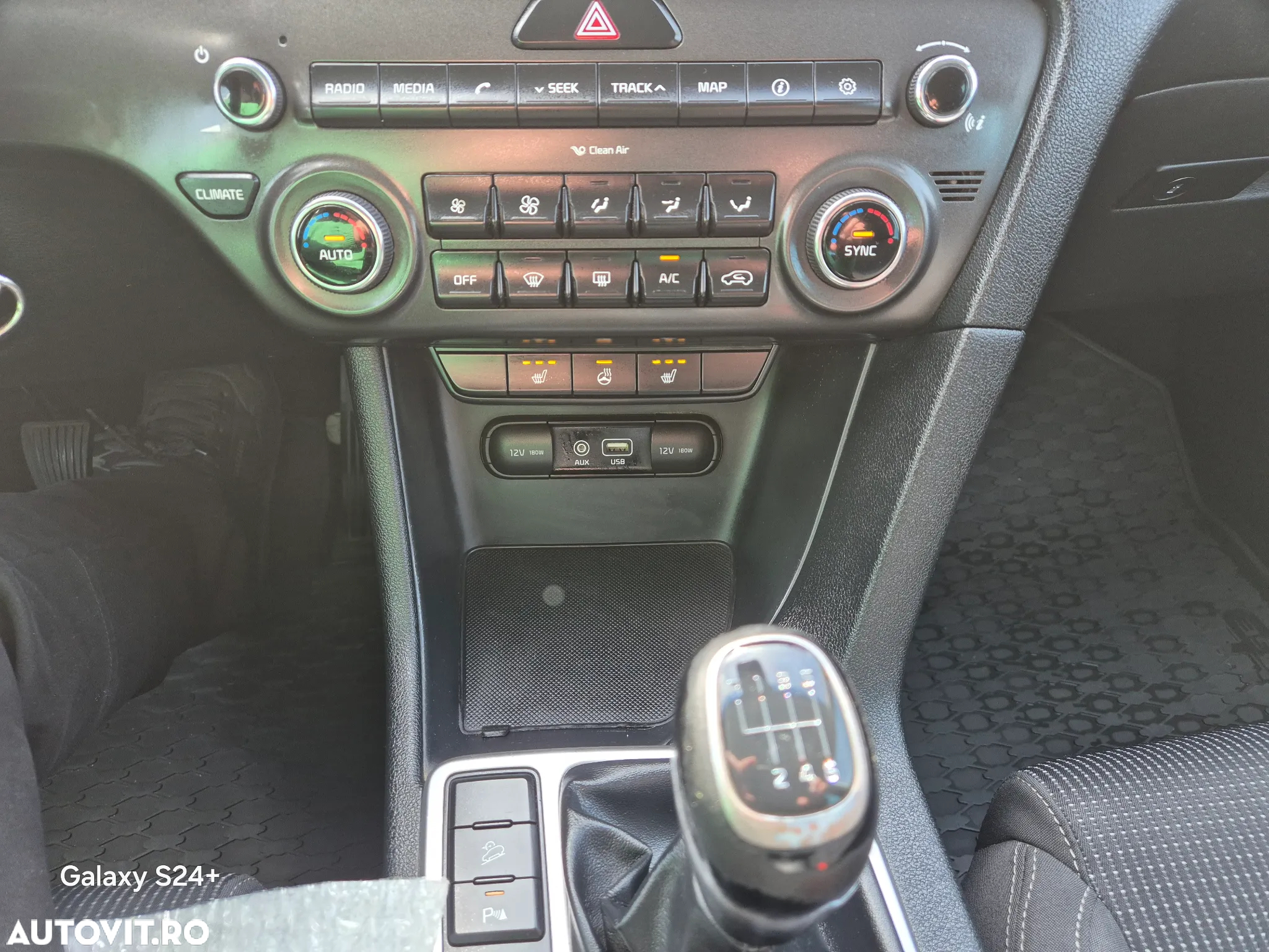 Kia Sportage 1.7 CRDI 2WD Attract - 9