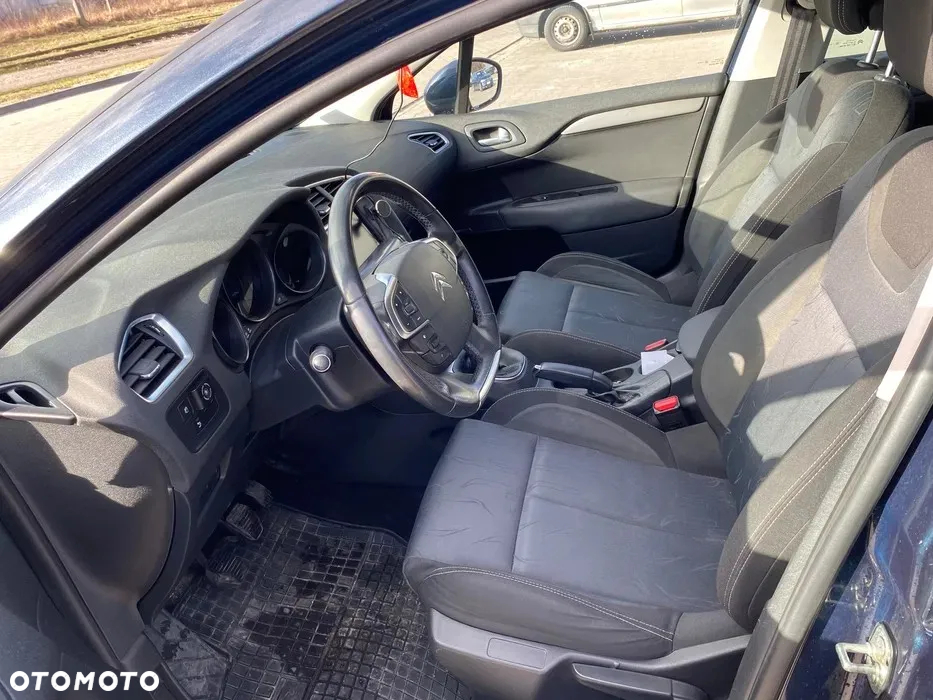 Citroën C4 1.6 VTi Attraction - 5