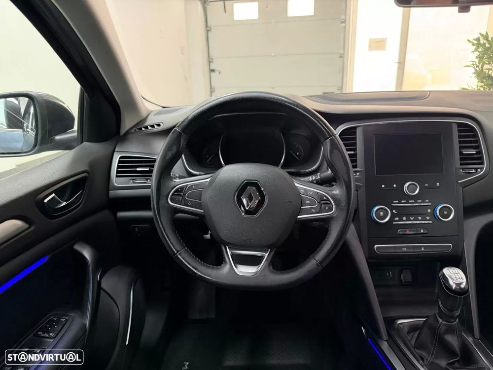 Renault Mégane 1.2 TCE Limited - 10