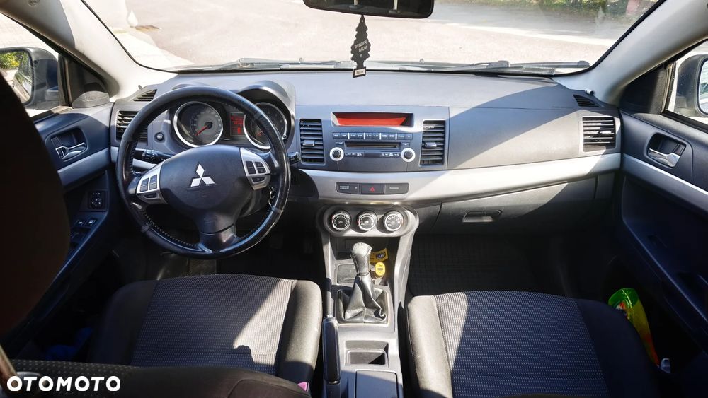 Mitsubishi Lancer 1.8 Instyle LPG - 4