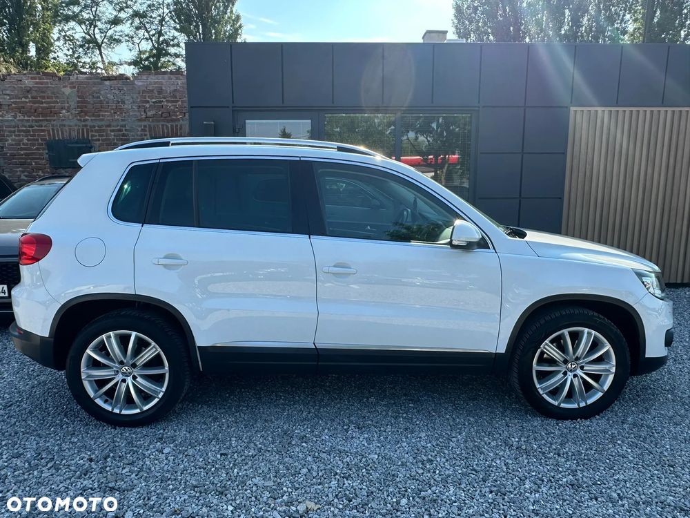 Volkswagen Tiguan 2.0 TDI DPF 4Motion BlueMotion Technology Exclusive - 32