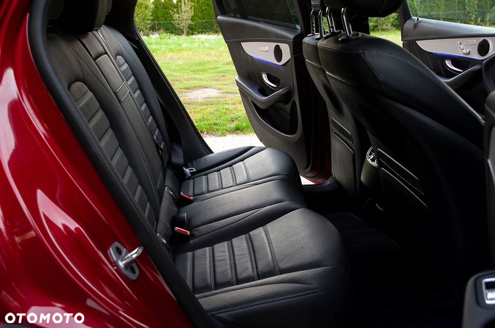 Mercedes-Benz GLC 300 de 4Matic 9G-TRONIC AMG Line Plus - 31
