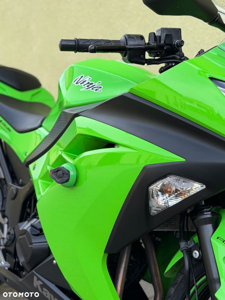 Kawasaki Ninja 300 ABS - 5