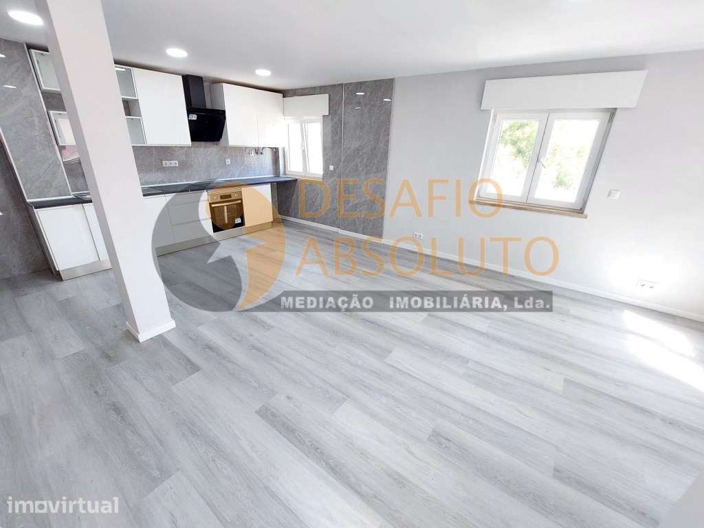 Apartamento T2 totalmente Remodelado c/ Arrecadação. Corroios - Grande imagem: 5/22