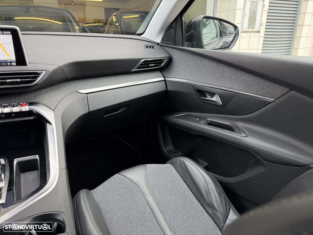 Peugeot 3008 1.6 BlueHDi Allure EAT6 - 15