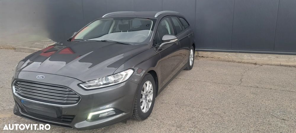 Ford Mondeo 1.5 TDCi ECOnetic Start-Stopp Titanium - 4