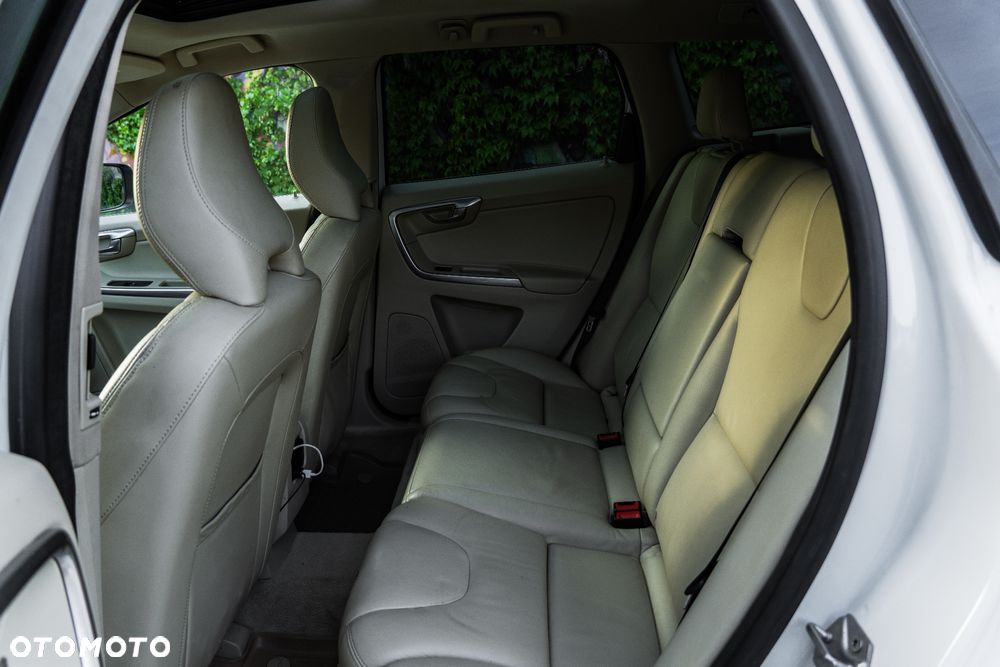 Volvo XC 60 T6 AWD Summum - 12