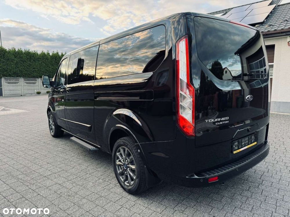 Ford Tourneo Custom - 18