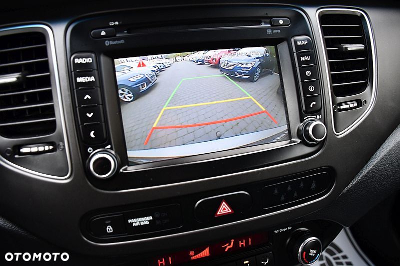 Kia Carens 1.6 GDI XL 7os - 32