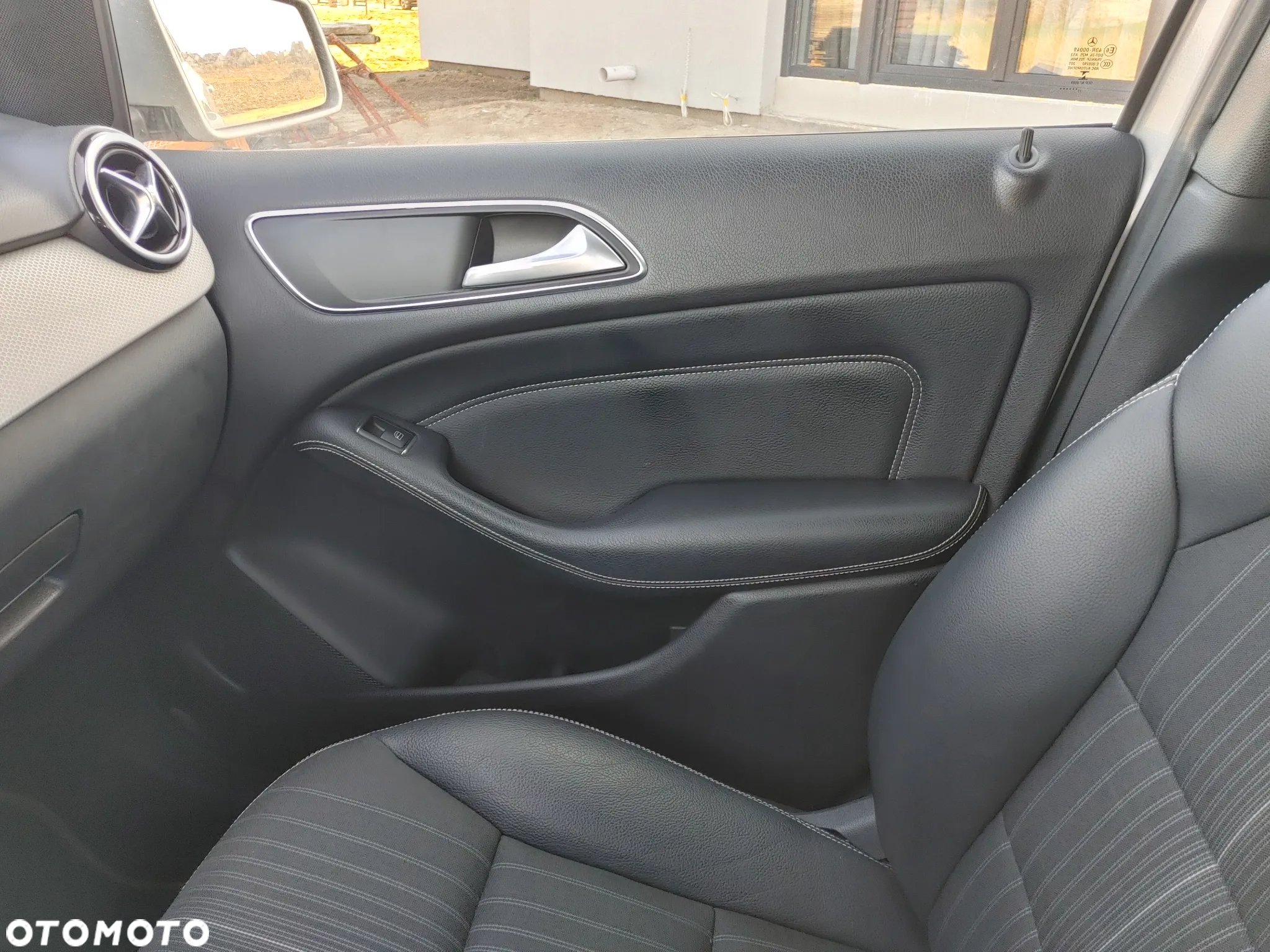 Mercedes-Benz Klasa B 200 (BlueEFFICIENCY) - 22