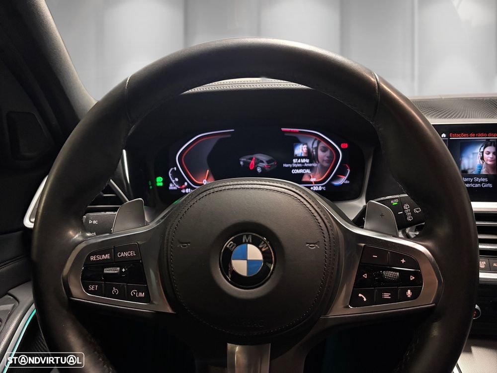 BMW 320 d Pack M Auto - 8