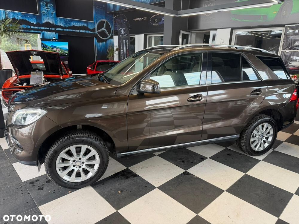 Mercedes-Benz ML - 7