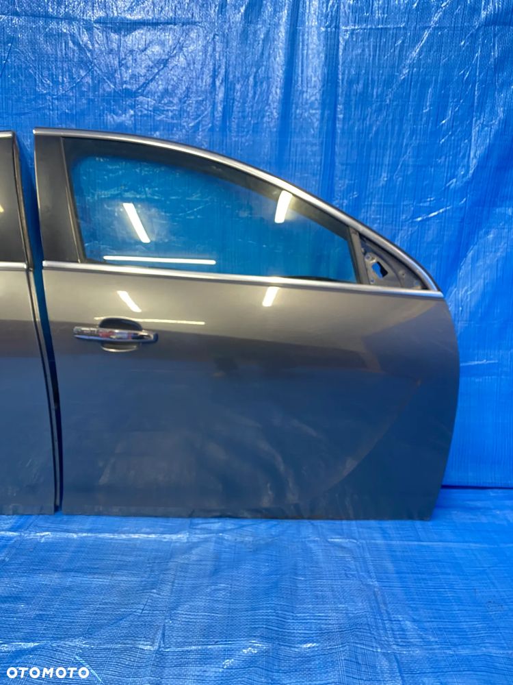 OPEL INSIGNIA A DRZWI PRAWE PRAWY TYŁ TYLNE SZARE Z177 KOMPLETNE - 7
