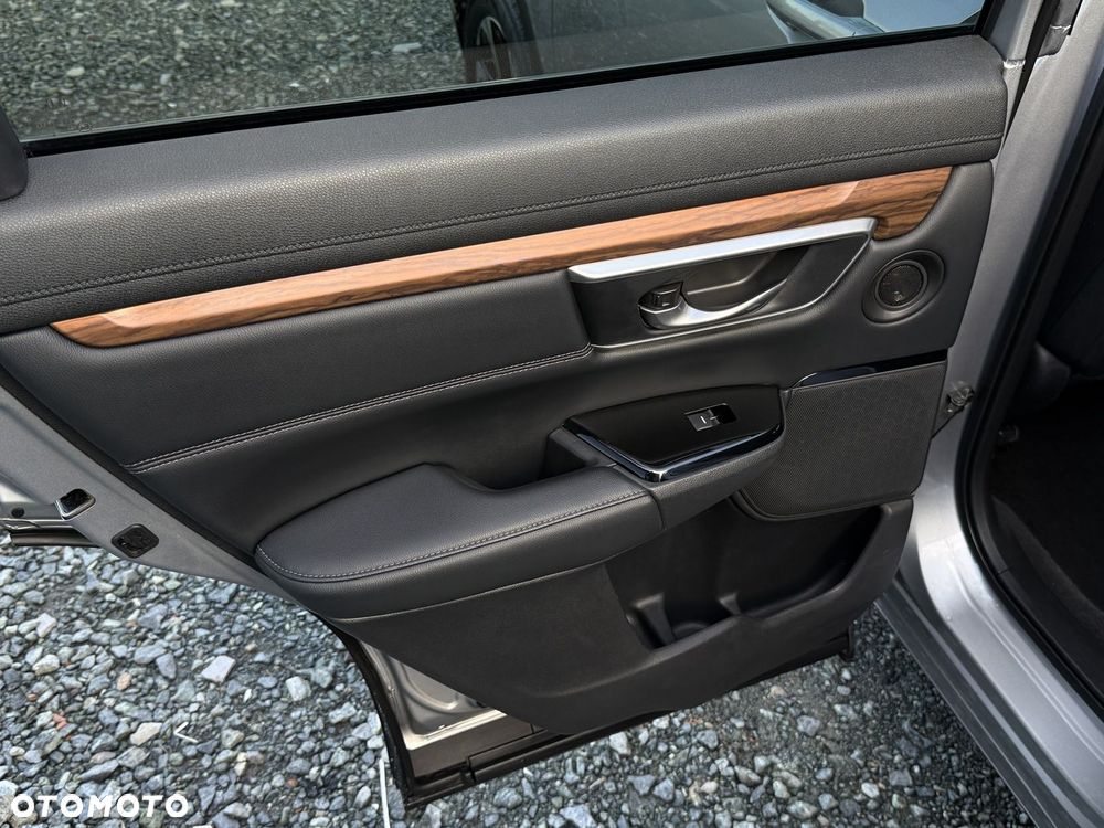 Honda CR-V 1.5 Lifestyle (Honda Connect+ / 7 os.) CVT - 40