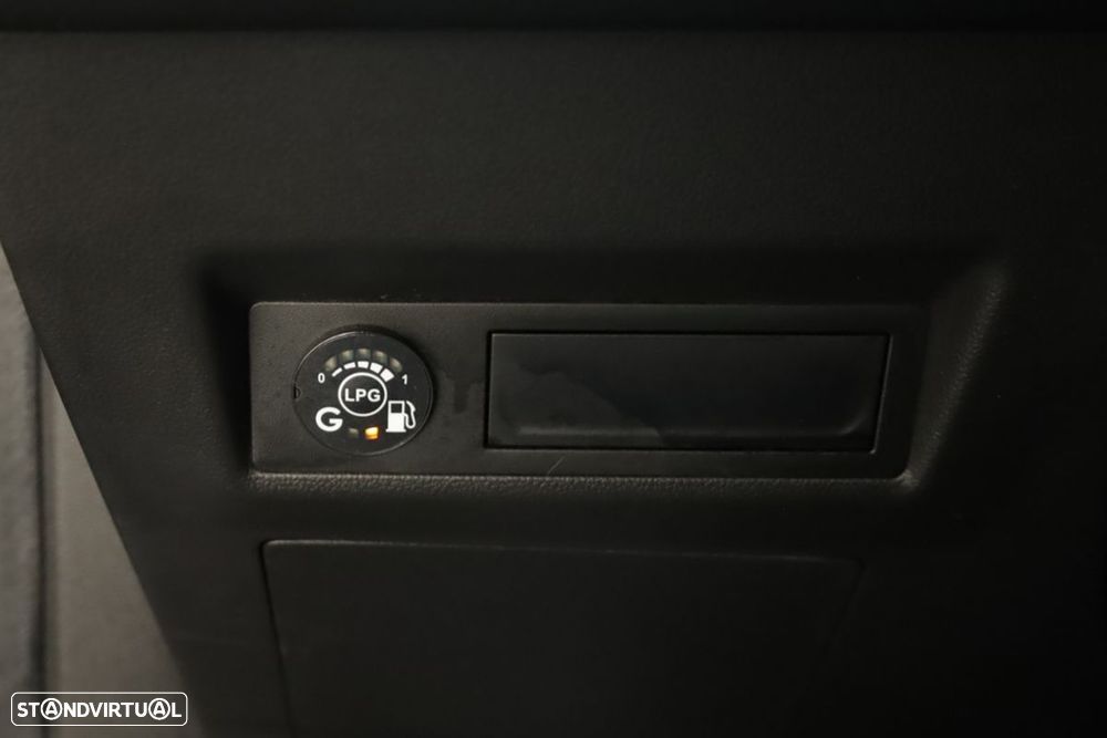 Renault Captur 1.0 TCe Techno Bi-Fuel - 21