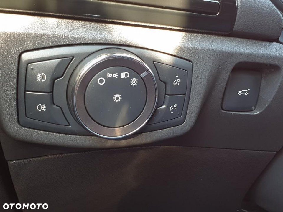 Ford Mondeo - 20