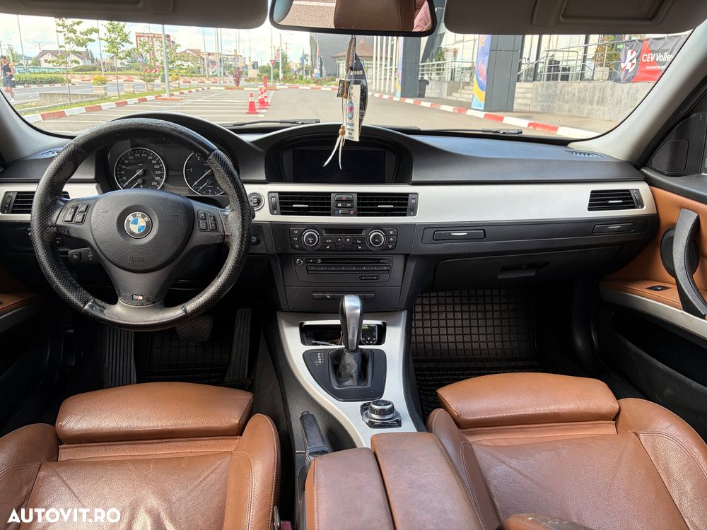 BMW Seria 3 320d DPF Aut. - 1
