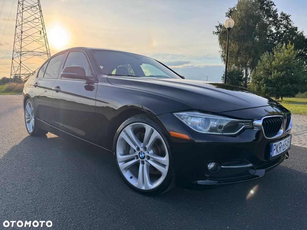 BMW Seria 3 335i Sport Line - 11