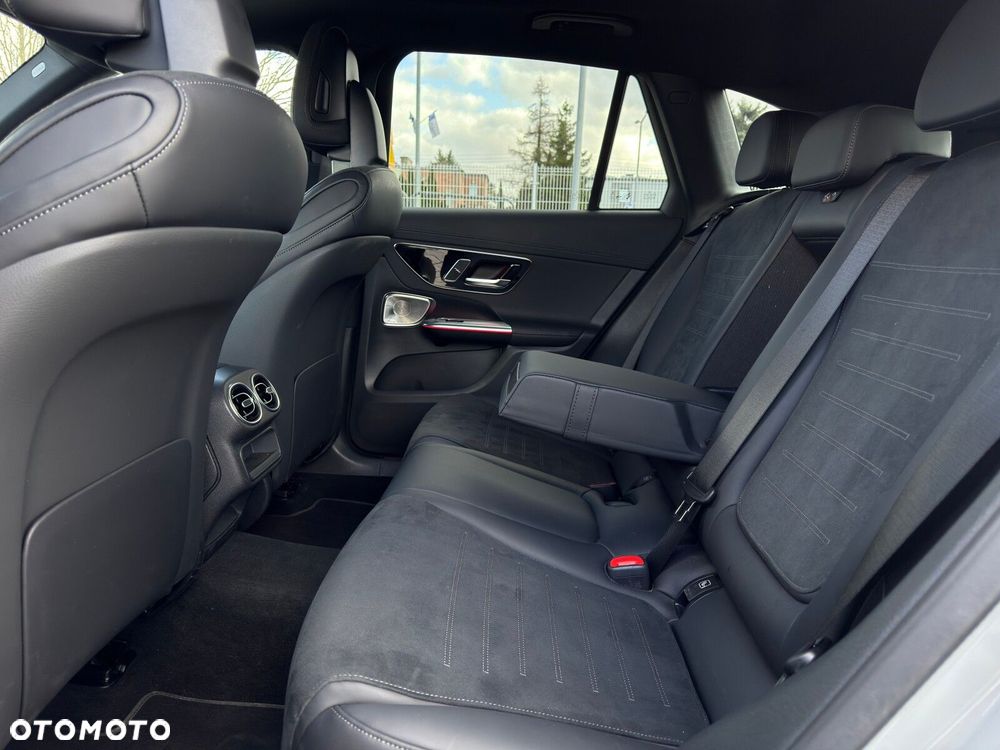 Mercedes-Benz GLC - 29