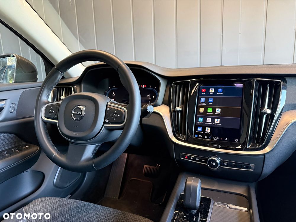 Volvo V60 B4 D Core - 22
