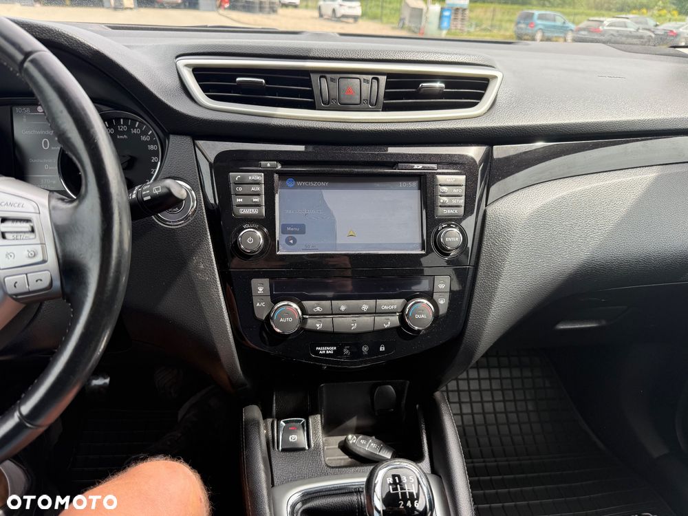 Nissan Qashqai 1.6 DIG-T Tekna+ - 27