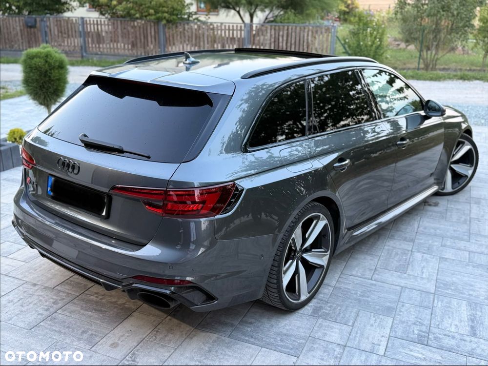 Audi RS4 Avant 2.9 TFSI Quattro Tiptr - 2