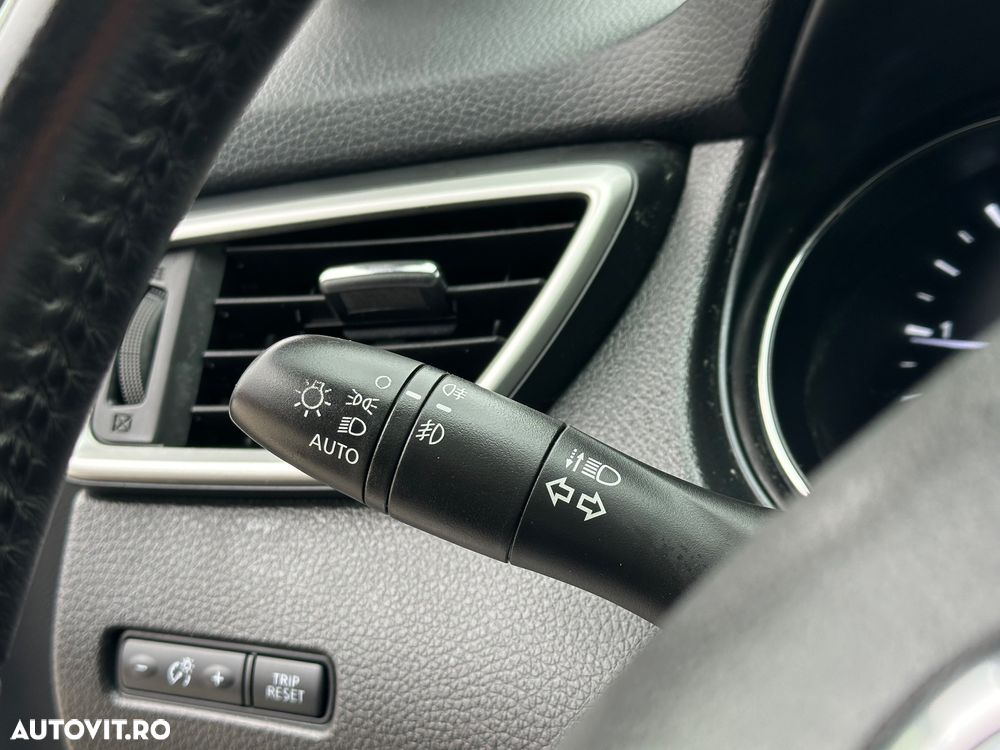 Nissan X-Trail 1.6 dCi Xtronic 360 - 14