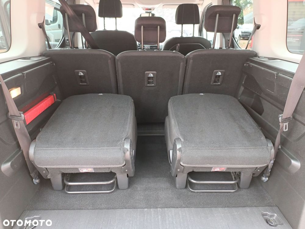 Toyota Proace City Verso 1.2 D-4T Family - 19