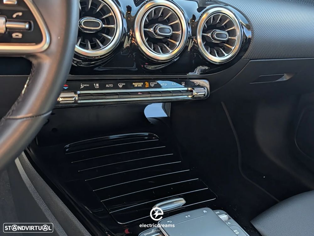 Mercedes-Benz CLA 250 e 8G-DCT Progressive Line Advanced - 18