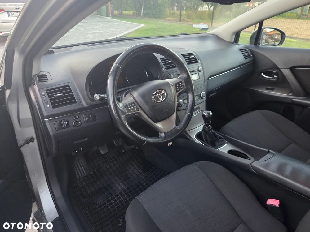 Toyota Avensis 2.0 D-4D Luna - 9
