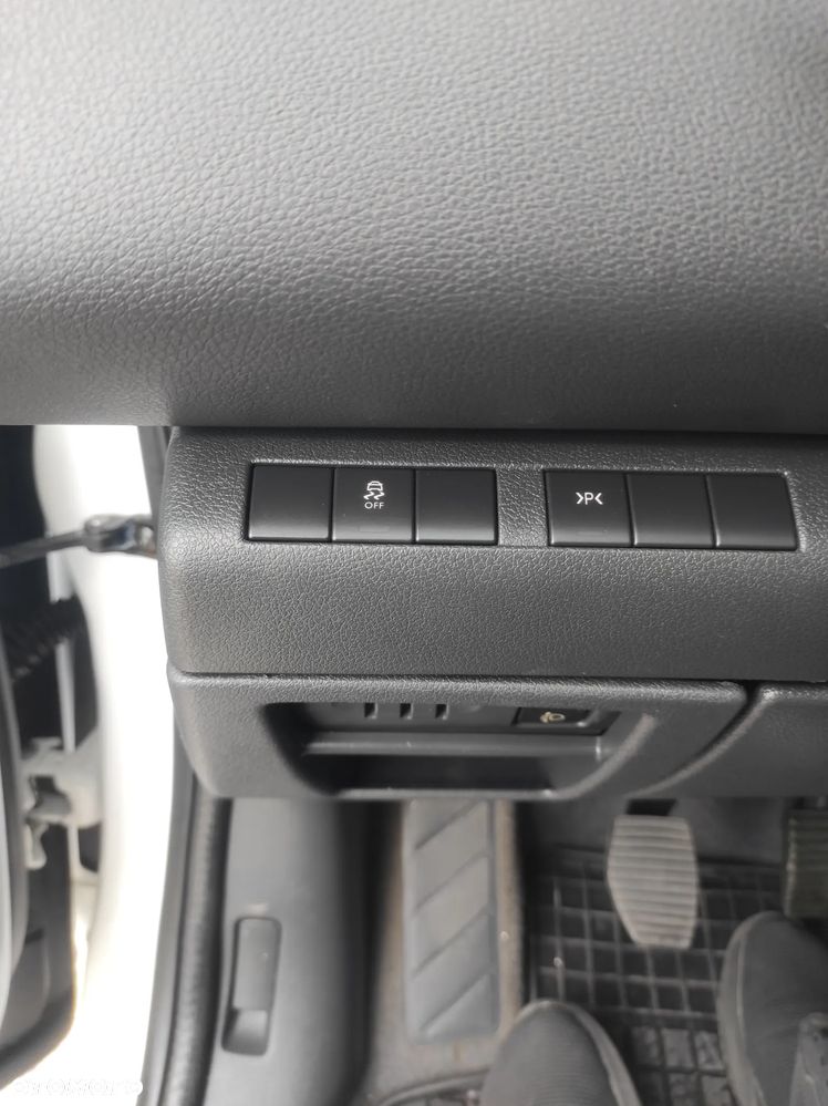 Peugeot 3008 HDi FAP 115 Allure - 19