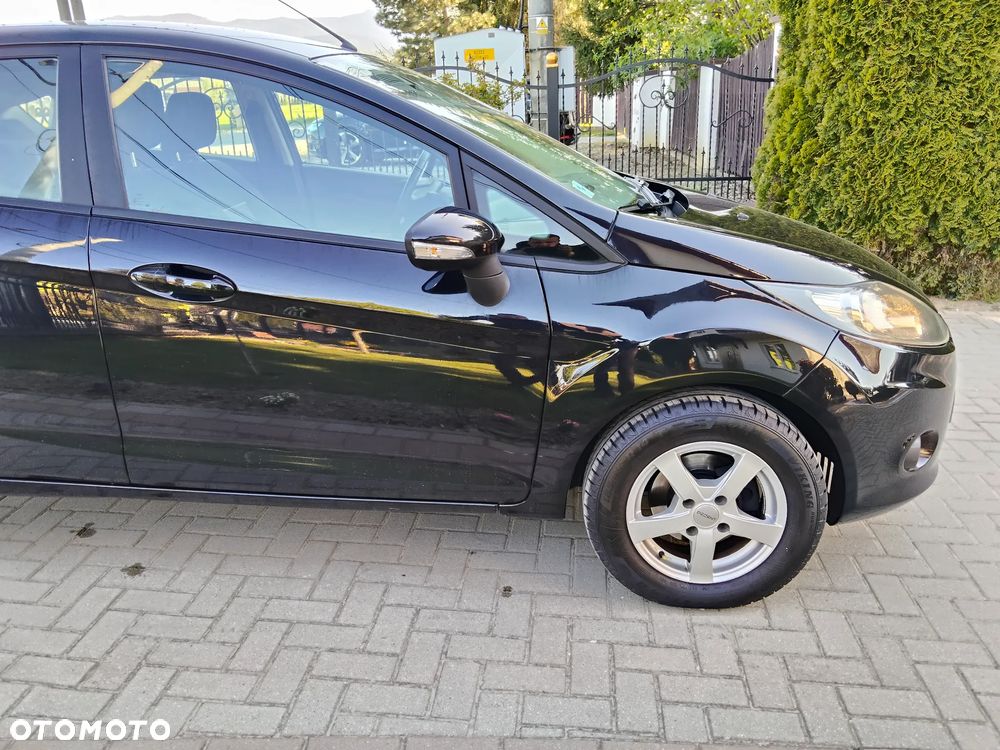 Ford Fiesta 1.25 Ambiente - 8