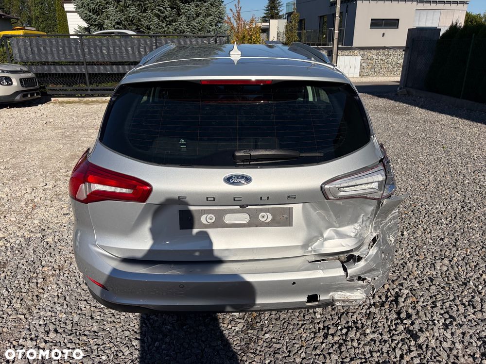Ford Focus 1.5 EcoBlue Start-Stopp-System COOL&CONNECT - 12