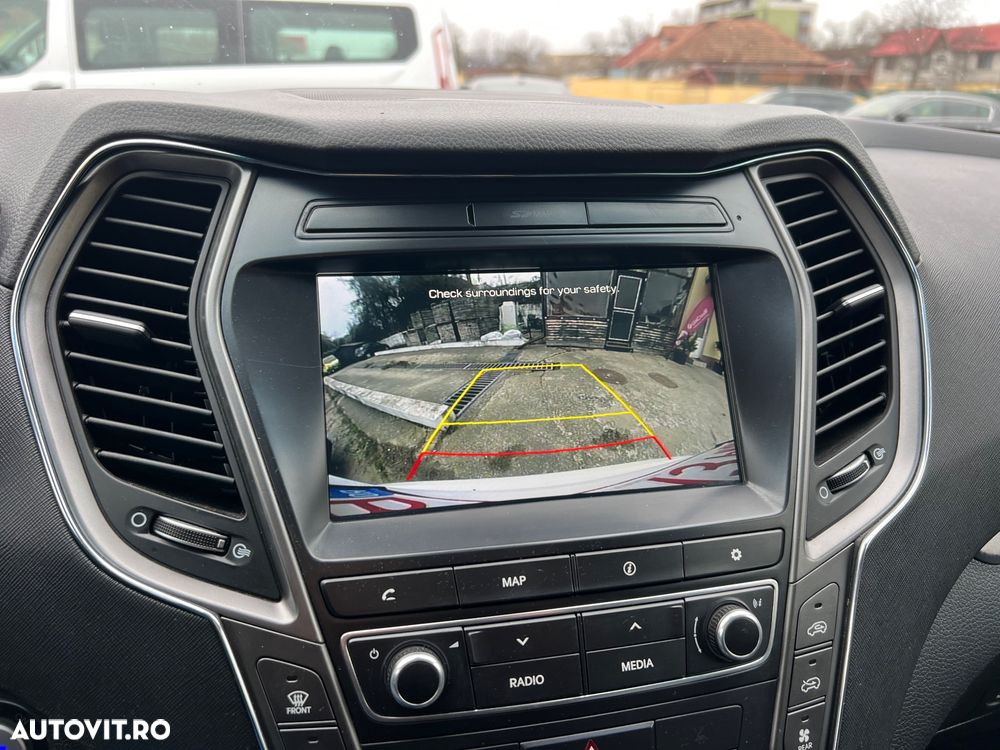 Hyundai Grand Santa Fe 2.2 CRDi ISG 4WD Aut. Exclusive - 9